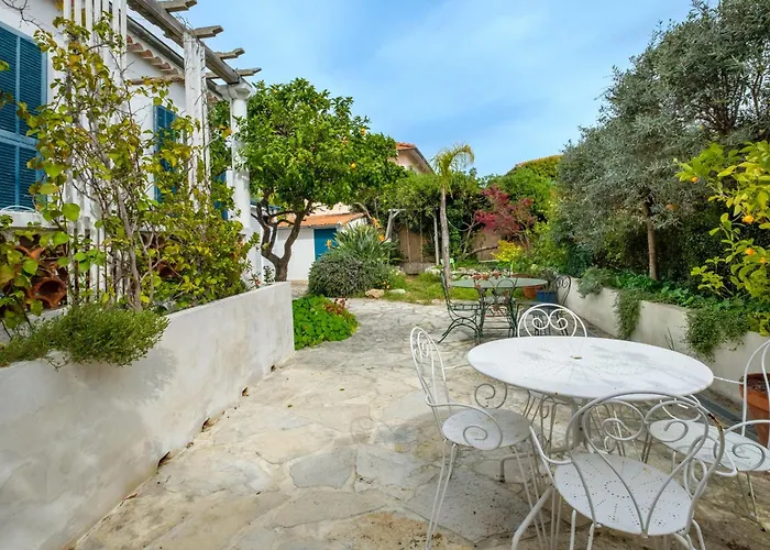 Villa Maison Avec Cros De