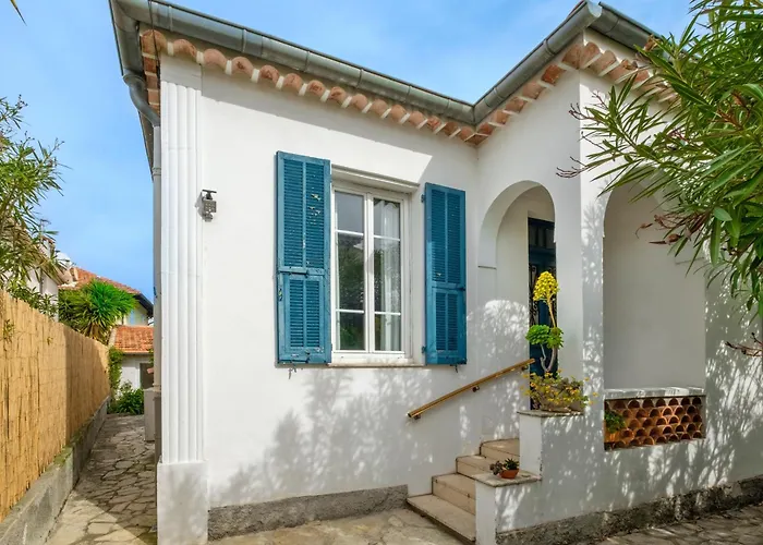 Villa Maison Avec Cros De *